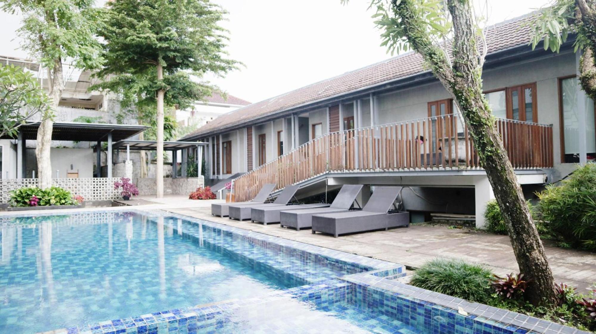 Hotel Proven Living à Bandung Extérieur photo
