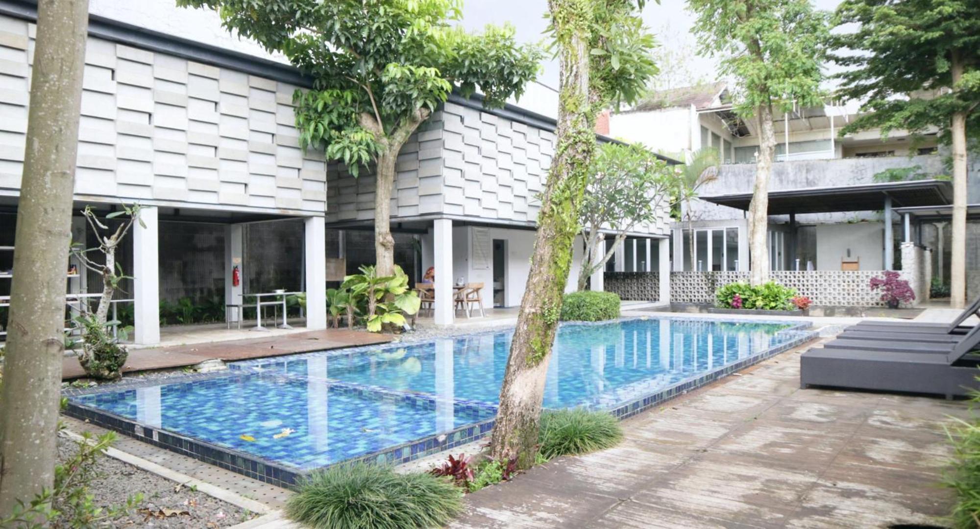 Hotel Proven Living à Bandung Extérieur photo